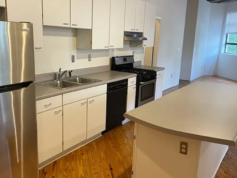 900 Peachtree Lofts — Photo 11