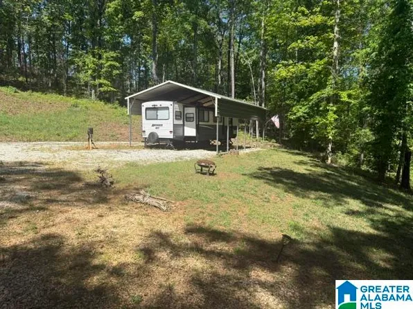 1263 Pointe South Dr, Lineville, AL 36266