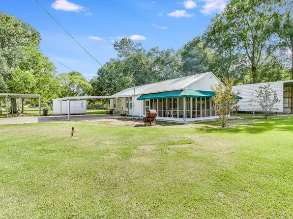 262 Pellerin Rd, Sunset, LA 70584