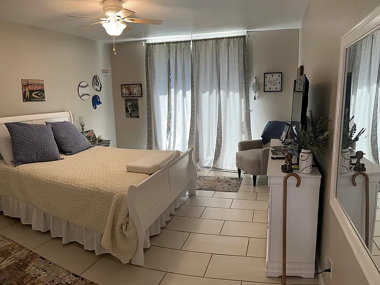 Laguna Dr E — Photo 10