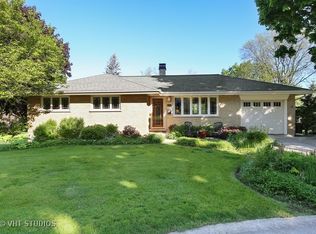 1716 Howard Ct, Wheaton, IL 60187