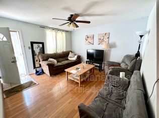 4728 Smick St, Philadelphia, PA 19127