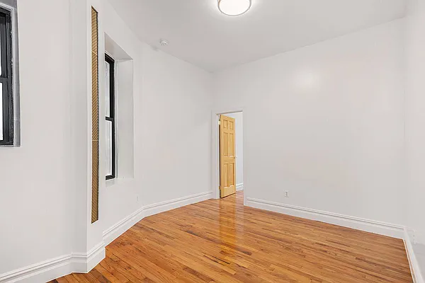 Rented by Compass | media 14