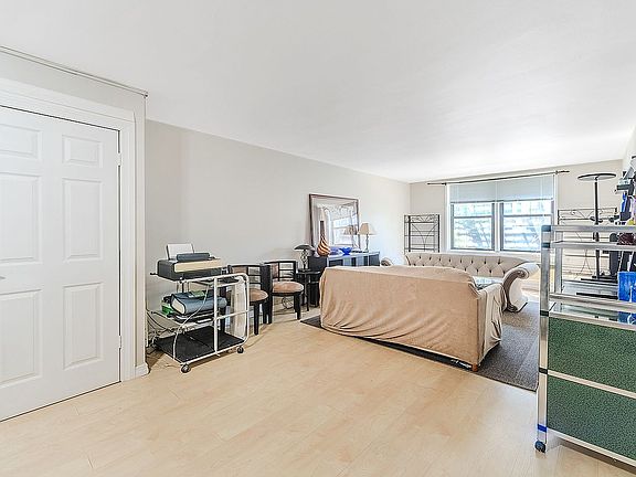 5th image of 1215 Avenue Unit 1F