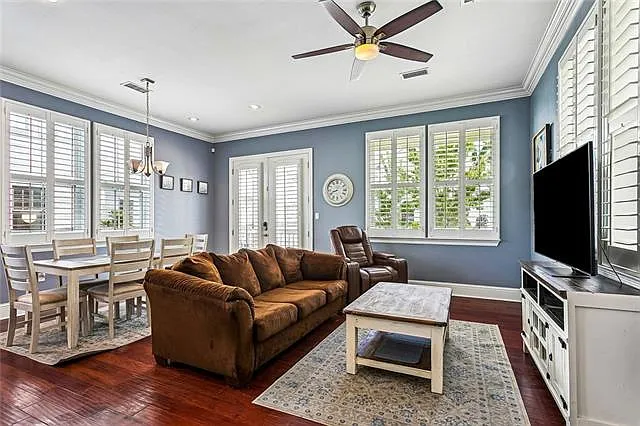 2 bed, 2.5 bath, 1131 sqft, $2,800 — Photo 4