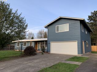 1720 S 5th St, Cottage Grove, OR 97424