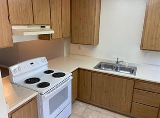 2760 McBride Ln #8, Santa Rosa, CA 95403