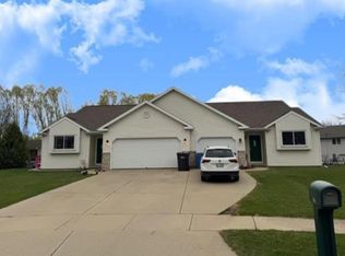 164-168 Chelsea Ct, Oregon, WI 53575