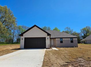 1905 N 26th St, Paragould, AR 72450