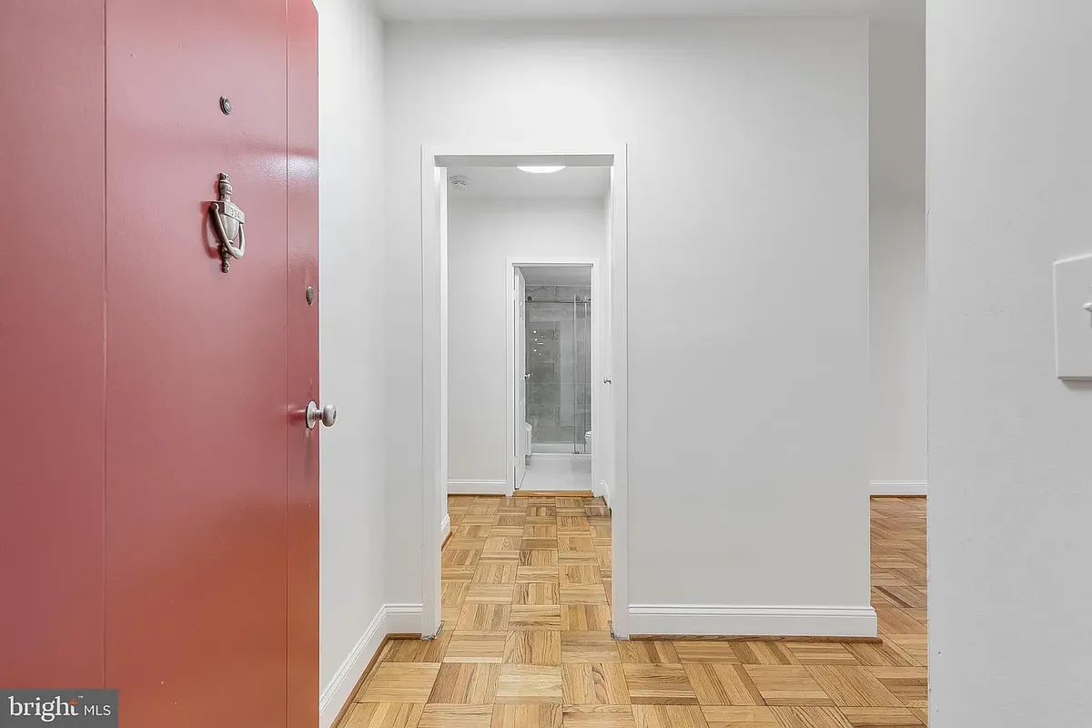 Building Photo - 1711 Massachusetts Ave NW #334