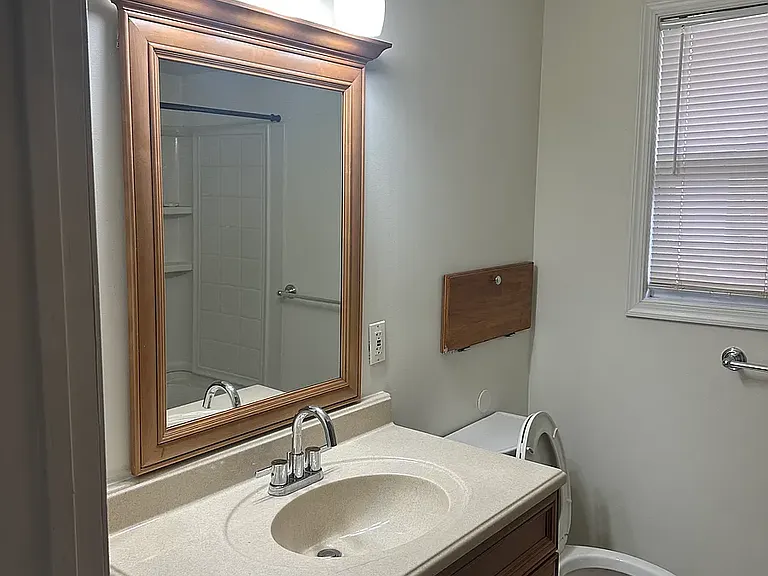 1839 Willow Park Rd — Photo 2
