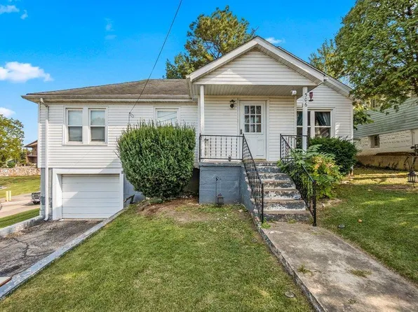 506 Union St, Marble Hill, MO 63764