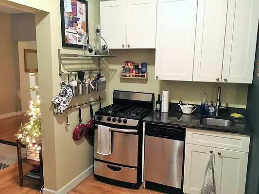 Rented by Crosstown Apartments NYC | media 3