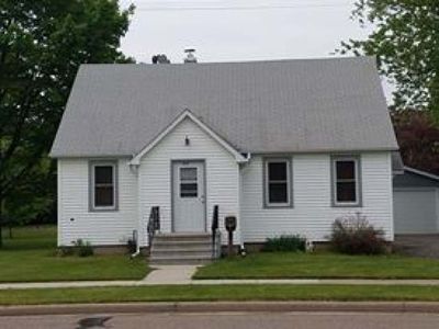 944 Deleglise St, Antigo, WI, 54409