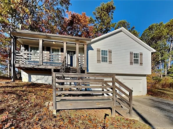 1600 Oak Log Ct, Buford, GA 30519