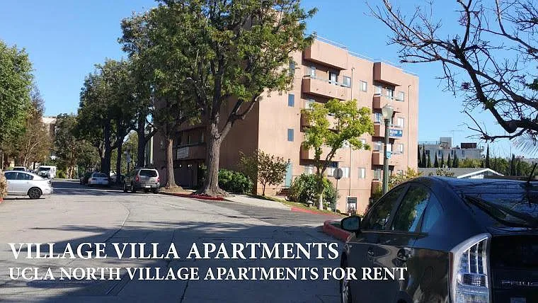 445 Landfair Ave #405