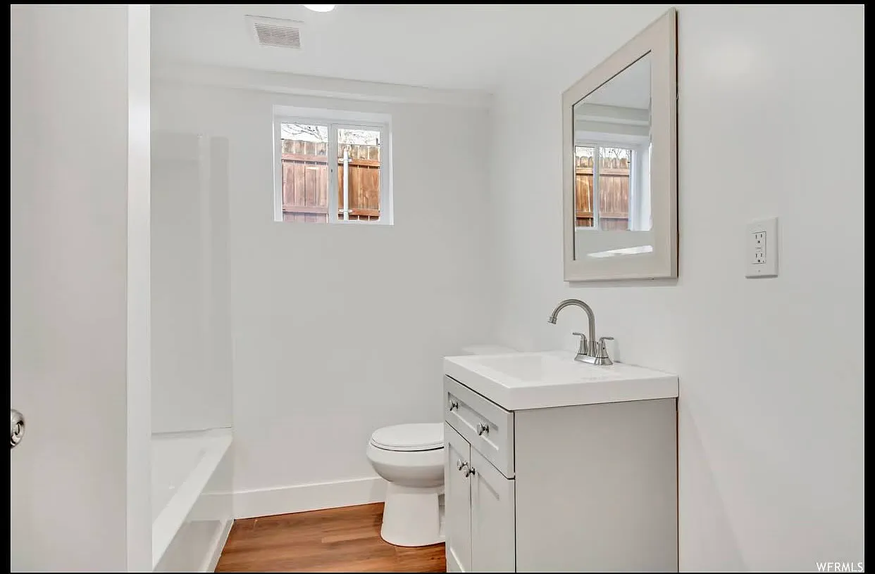 3 bed, 1300 sqft, $1,700 — Photo 3