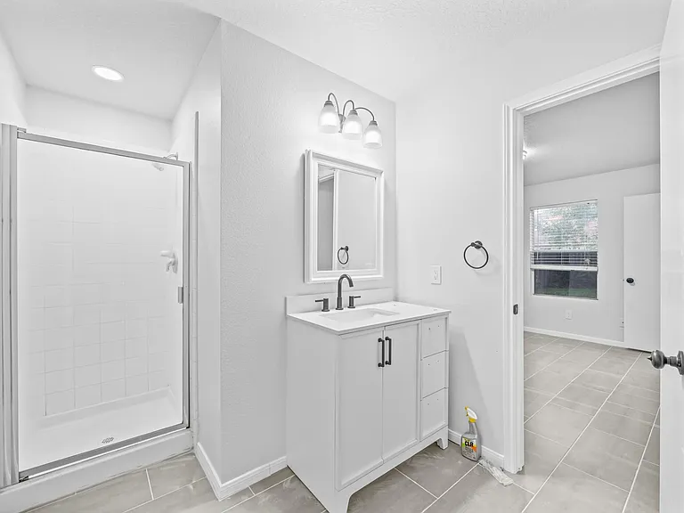 19606 Narcissus Brook Ln — Photo 15