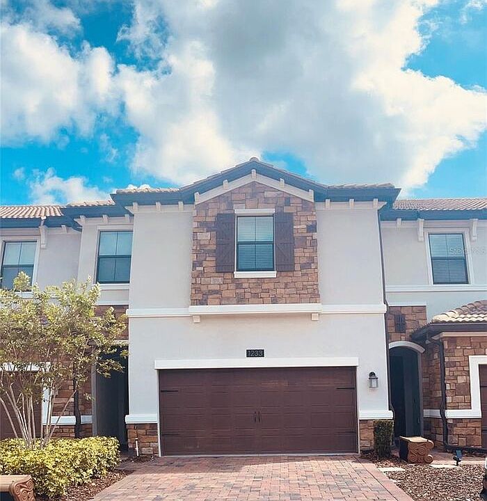 1st image of 1233 Payne Stewart Dr