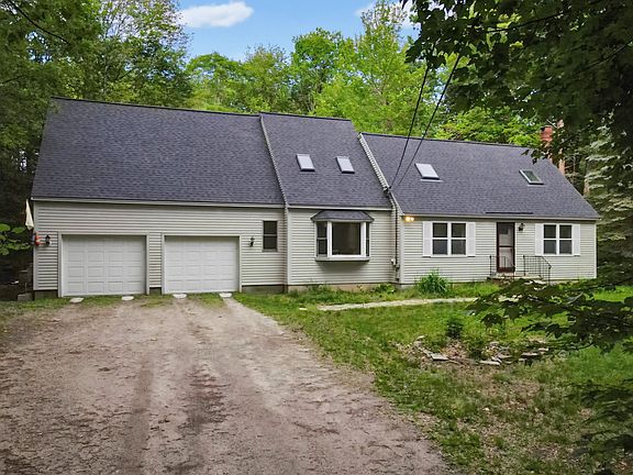 2nd image of 633 Harpswell Road