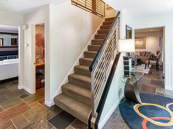5th image of 1576 Sharjoy Ct