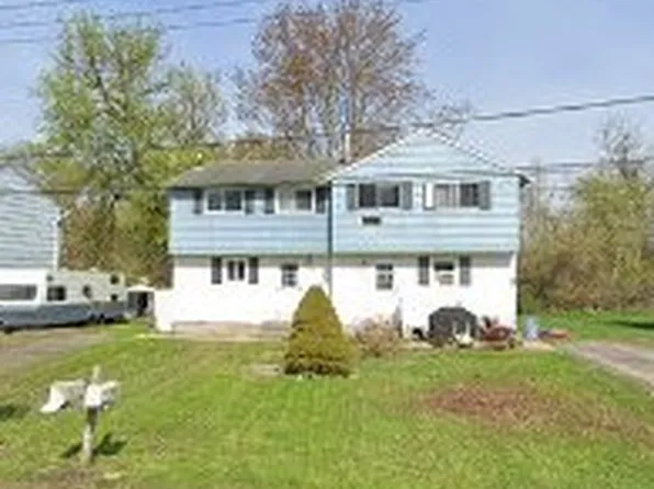 2599-2601 Earl St, Weedsport, NY 13166