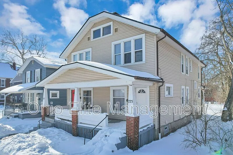 3 bed, 1.0 bath, $1,290 — Photo 3