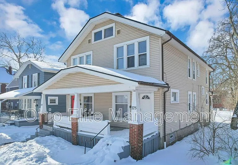 775 S 17th St — Photo 3