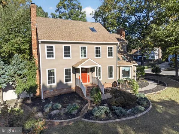 7 Foxhall Cir, Fredericksburg, VA 22407
