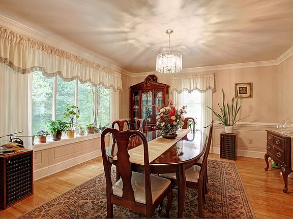 Oversized Dining Room!