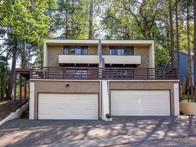3444 Willamette St — Photo 1