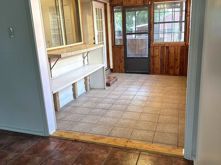 3817 Commonwealth Dr — Photo 8