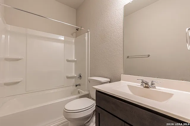 10110 Jardin Verde — Photo 11