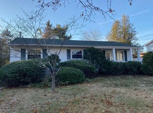 610 Vaughn Ave, Toms River, NJ