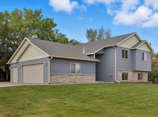 535 10th St, Clearwater, MN 55320