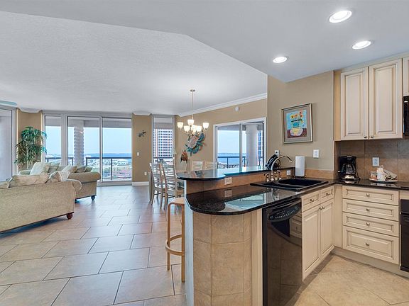 4th image of 3 Portofino Dr Suite 704