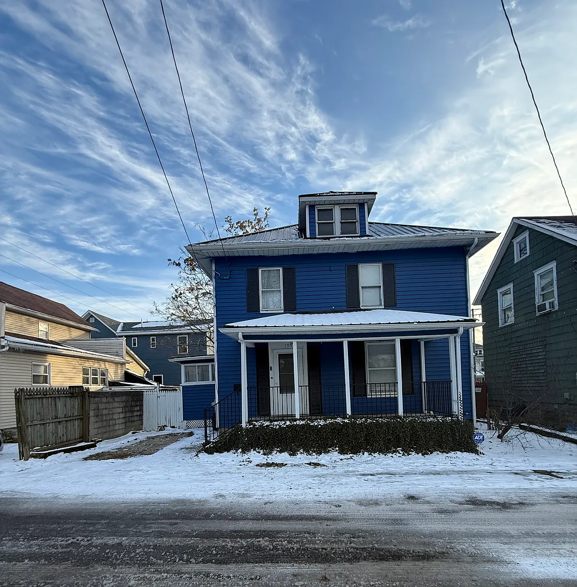 195 E Pleasant St photo 1