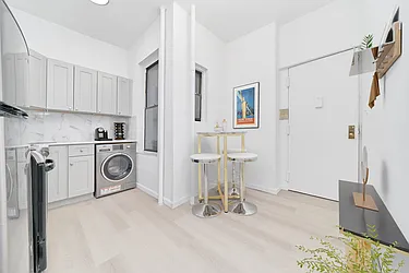 Rented by Living New York