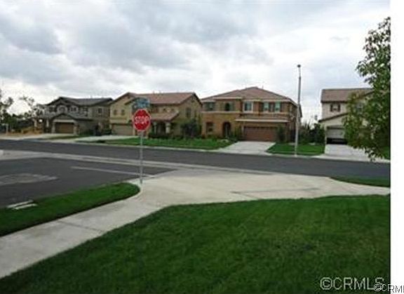 3rd image of 16372 Breezy St