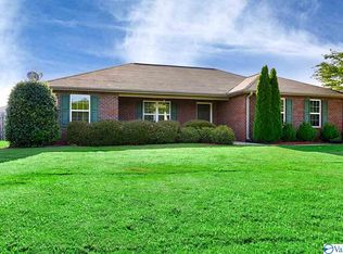 107 Shorewood Ln, Huntsville, AL 35811