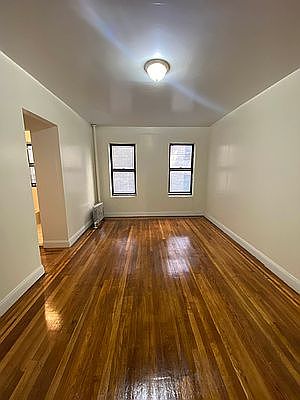 2nd image of 1459 Taylor Ave #8