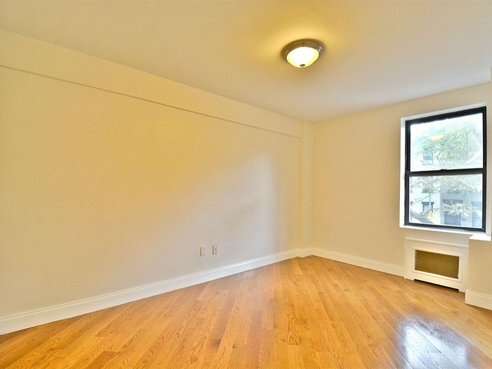 2nd image of 99 Lafayette Ave APT 5C