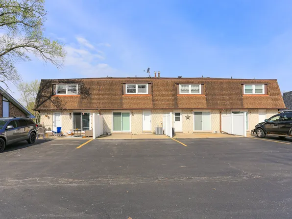 1220 Town Crest Dr APT 3, New Lenox, IL 60451