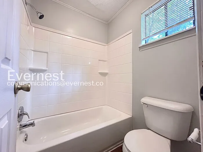 1515 Captain Thomas Ct — Photo 14