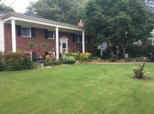 5705 Marble Arch Way, Alexandria, VA 22315