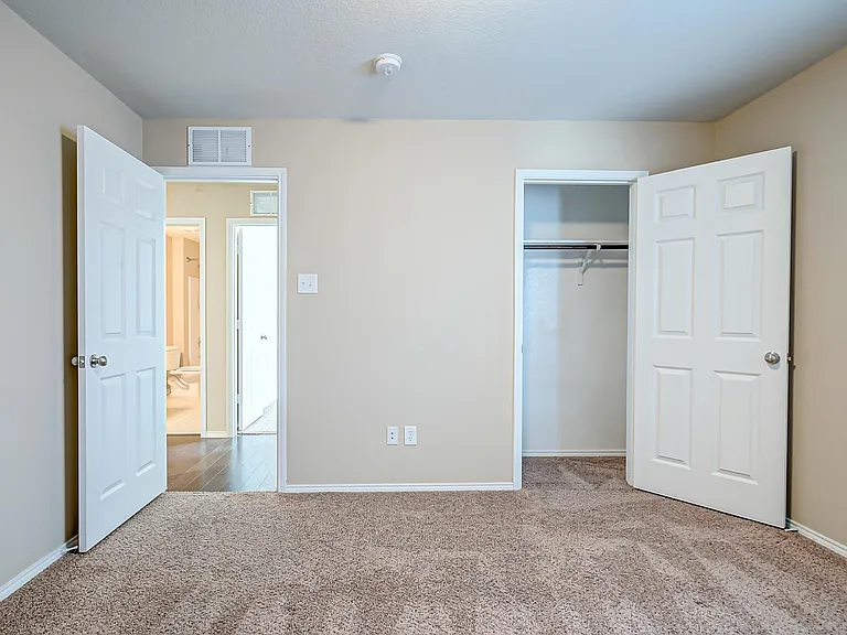 120 Abelia Dr — Photo 13