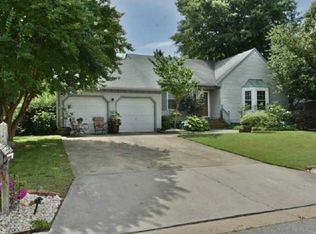 1268 Faulkner Rd, Virginia Beach, VA 23454