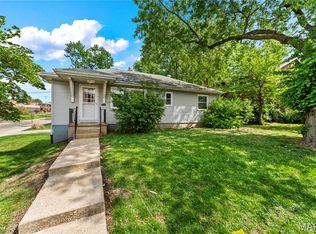 2812 Laclede Station Rd, Saint Louis, MO 63143