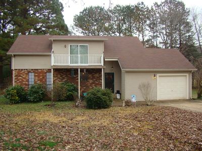 300 Henderson Dr, Paris, TN, 38242