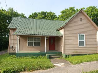 107 W Matilda St, Dalton, GA 30720